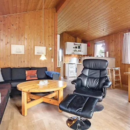 Holiday home Lviii *