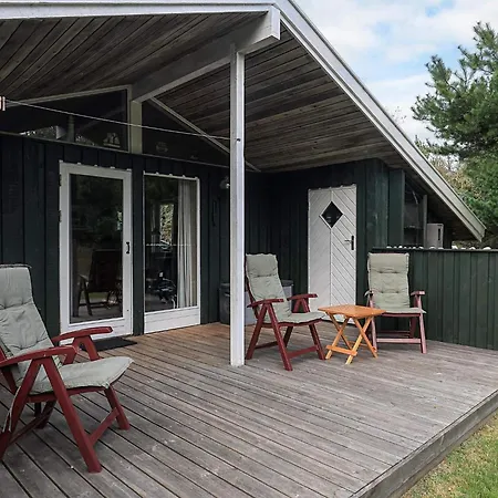 Cozy Near - By Traum